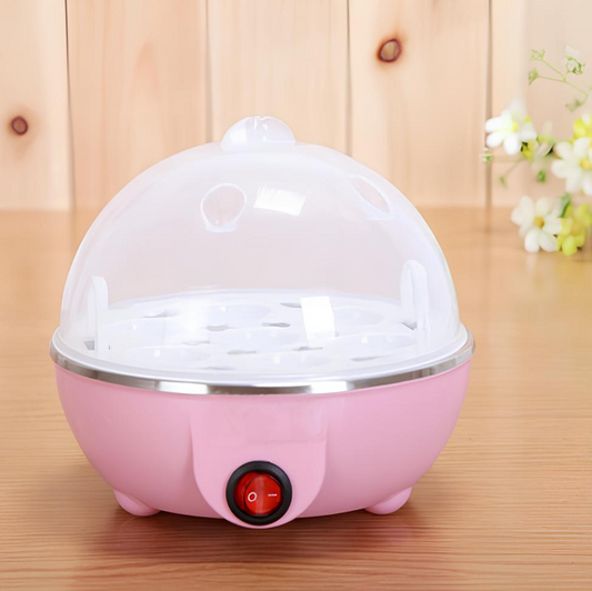 Automatic egg cooker steaming eggs